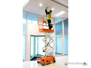 Snorkel S3010E Mini Scissor lift, Perfect for Working in Confined Spaces! — view 1