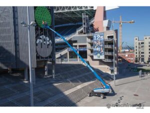 Genie SX-135 XC Telescopic Boom Lift — view 2
