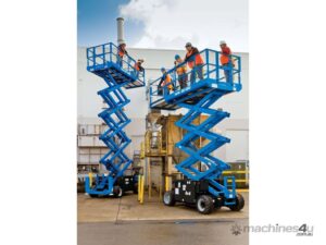Genie GS-3369 RT Rough Terrain Scissor Lifts — view 3