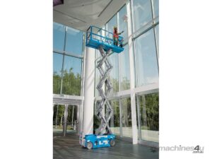 Genie GS1932 E-Drive Slab Scissor Lifts — view 4