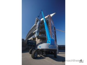 Genie SX-135 XC Telescopic Boom Lift — view 5
