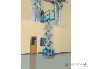 Genie GS1932 E-Drive Slab Scissor Lifts — view 5