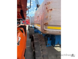 2010 Genie S65 Trax Unit — view 5