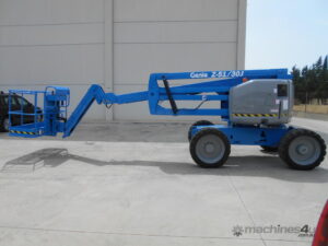 Genie Z-51/30J RT Articulated Boom Lifts — view 2